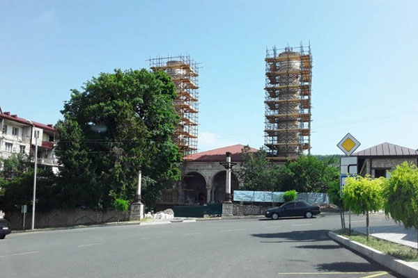 Иранская компания восстанавливает в Карабахе Шушинскую мечеть
